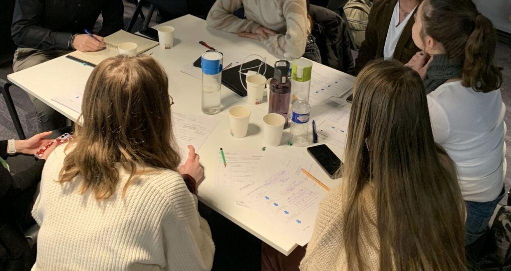 Le codéveloppement comme levier de performance et accélérateur du changement : Kresko Solutions propose aux TPE, PME et PMI de Champagne Ardenne des ateliers de co-développement opérants pour faciliter la co-construction et l'appropriation des sujets par vos équipes